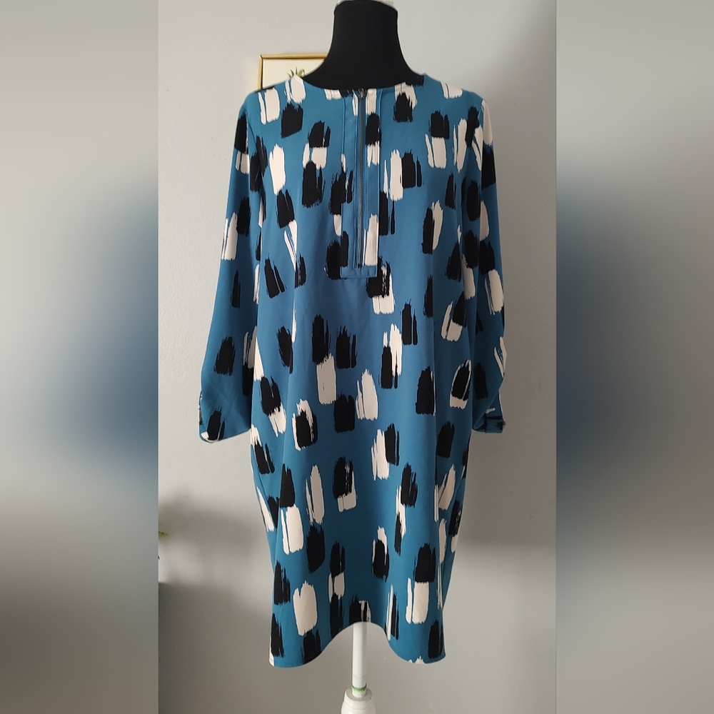 Apt 9 dress Women  Size L Blue Black White Roll Sleeve Midi Excellent Condition
